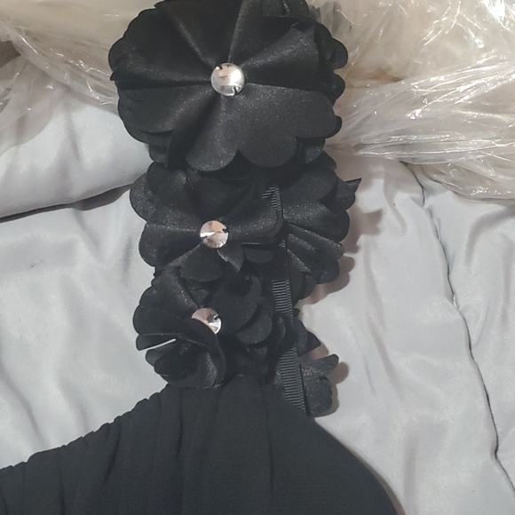 David's Bridal Dress - Picture 2 of 4